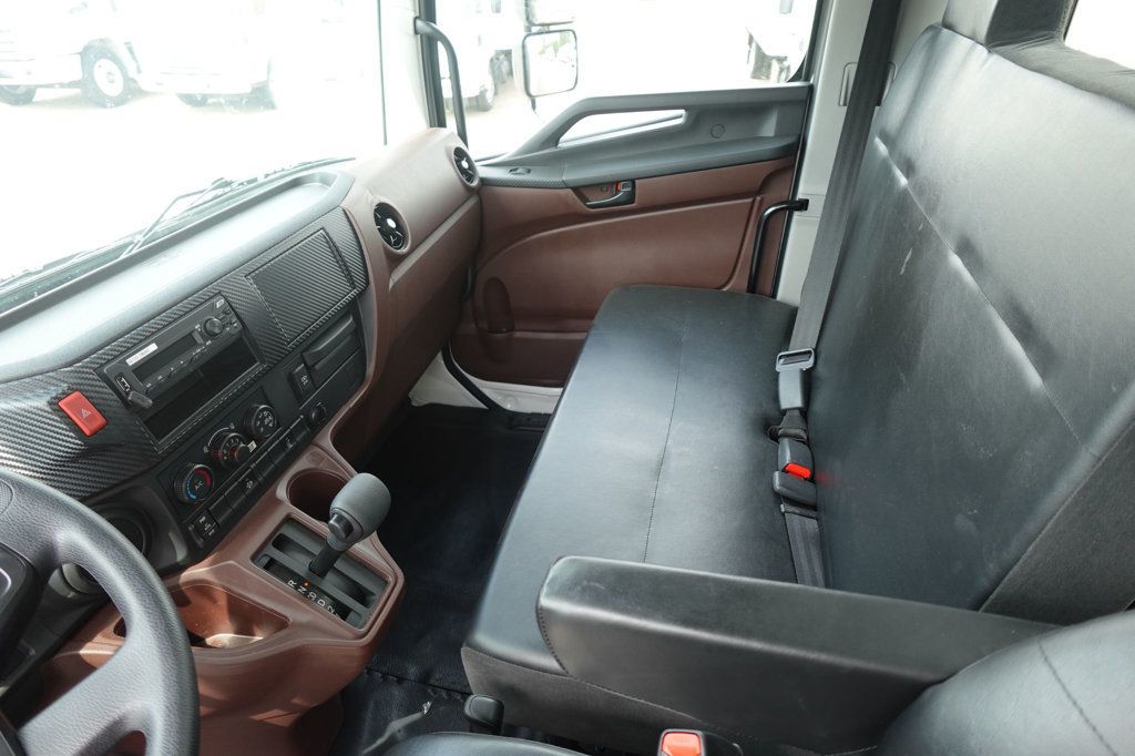 2026 HINO L6 (26ft Box w/ Lift Gate) - 22879811 - 45