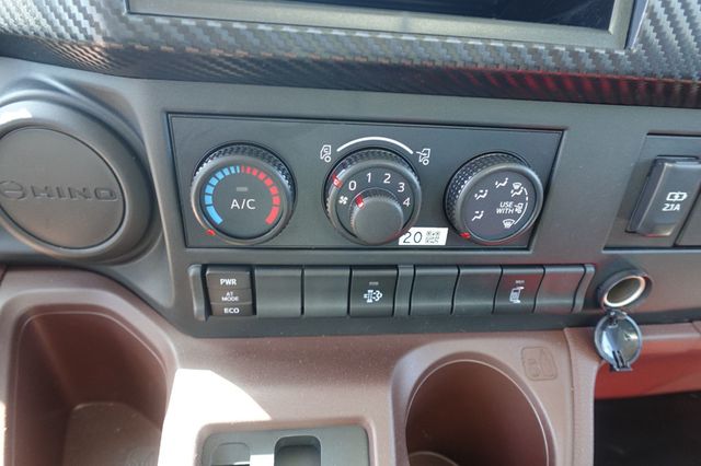 2026 HINO L6 (26ft Box w/ Lift Gate) - 22880008 - 47