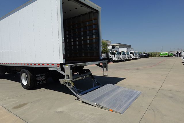 2026 HINO L6 (26ft Box w/ Lift Gate) - 23002926 - 13