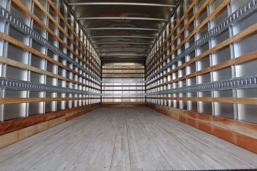 2026 HINO L6 (26ft Box w/ Lift Gate) - 23002926 - 18