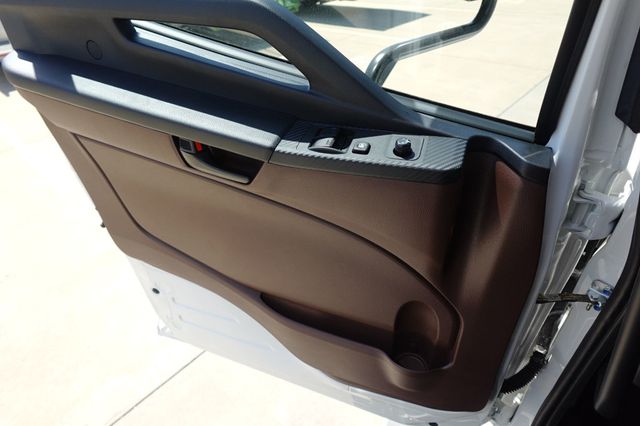 2026 HINO L6 (26ft Box w/ Lift Gate) - 23002926 - 40