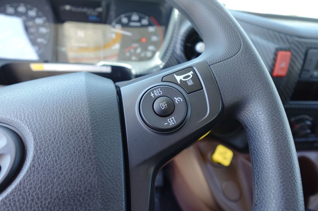 2026 HINO L6 (26ft Box w/ Lift Gate) - 23002926 - 41