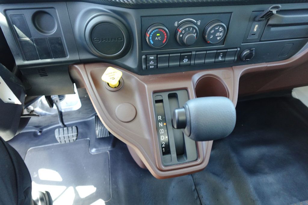 2026 HINO L6 (26ft Box w/ Lift Gate) - 23002926 - 44