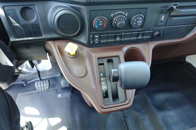 2026 HINO L6 (26ft Box w/ Lift Gate) - 23002926 - 44