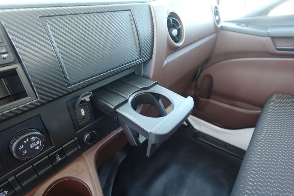 2026 HINO L6 (26ft Box w/ Lift Gate) - 23002926 - 47