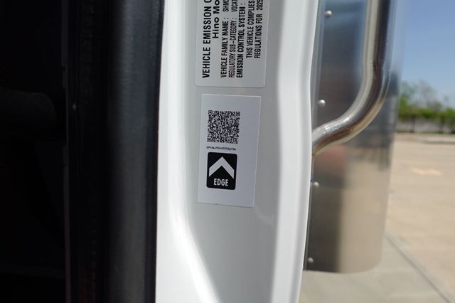 2026 HINO L6 (26ft Box w/ Lift Gate) - 23002926 - 61