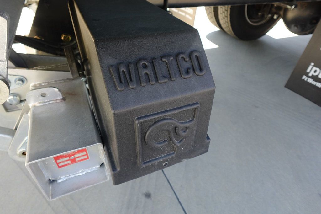 2026 HINO L6 (26ft Box w/ Lift Gate) - 23002931 - 10