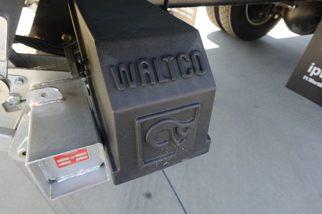 2026 HINO L6 (26ft Box w/ Lift Gate) - 23002931 - 10