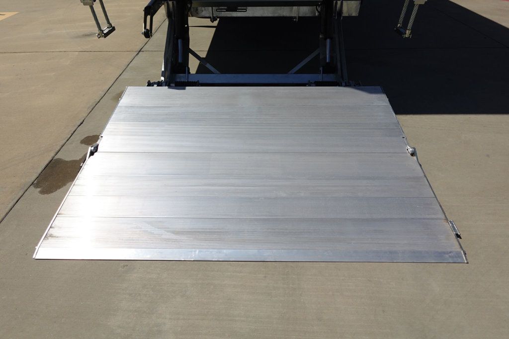 2026 HINO L6 (26ft Box w/ Lift Gate) - 23002931 - 17