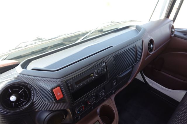 2026 HINO L6 (26ft Box w/ Lift Gate) - 23002931 - 47