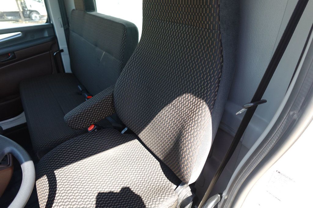 2026 HINO L6 (26ft Box w/ Lift Gate) - 23002931 - 52