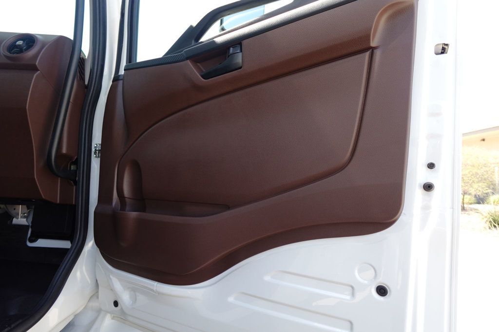 2026 HINO L6 (26ft Box w/ Lift Gate) - 23002931 - 57