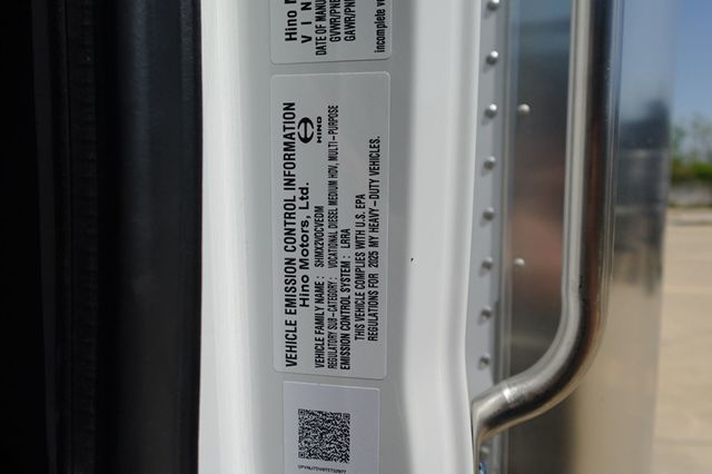 2026 HINO L6 (26ft Box w/ Lift Gate) - 23002931 - 63