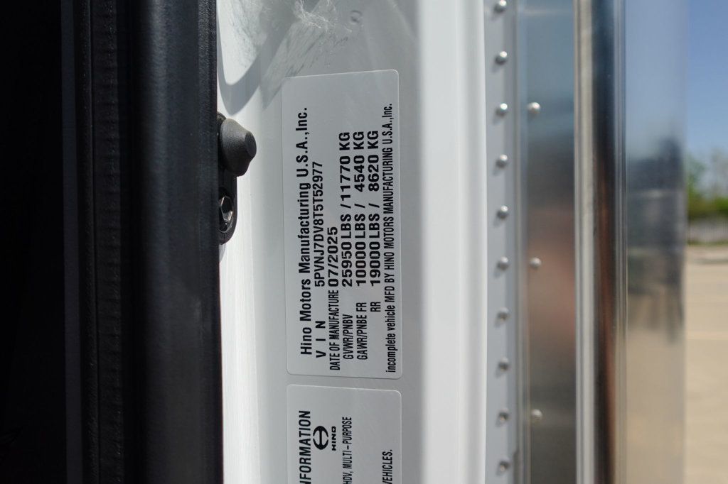 2026 HINO L6 (26ft Box w/ Lift Gate) - 23002931 - 64