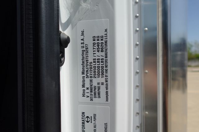 2026 HINO L6 (26ft Box w/ Lift Gate) - 23002931 - 64