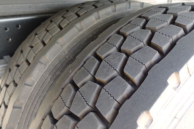 2026 HINO L6 (26ft Box w/ Lift Gate) - 23047969 - 16