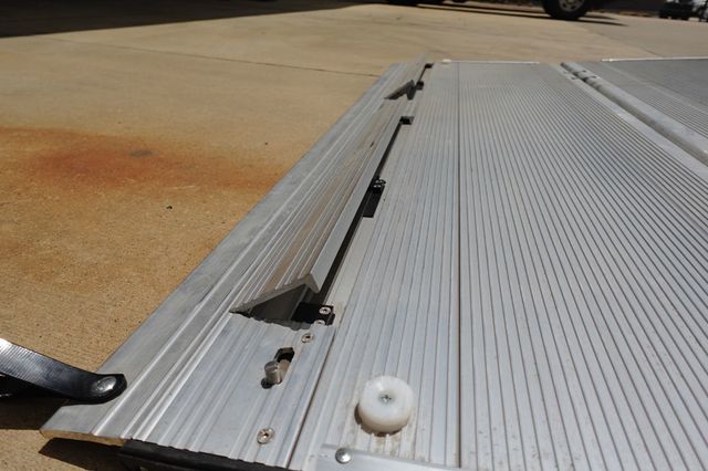 2026 HINO L6 (26ft Box w/ Lift Gate) - 23047969 - 24