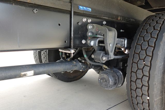 2026 HINO L6 (26ft Box w/ Lift Gate) - 23047969 - 29