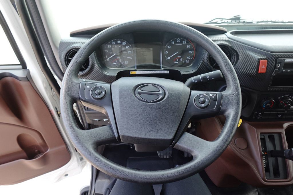 2026 HINO L6 (26ft Box w/ Lift Gate) - 23047969 - 45