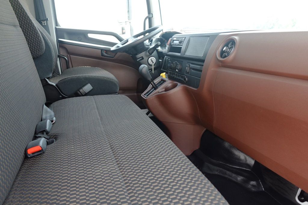 2026 HINO L6 (26ft Box w/ Lift Gate) - 23047969 - 62