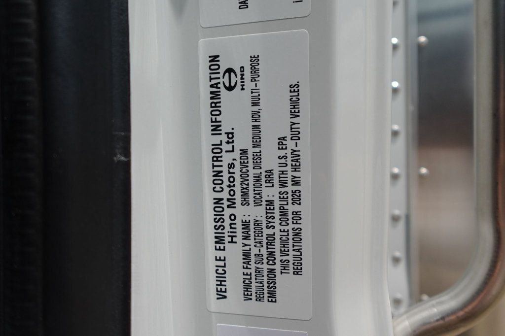 2026 HINO L6 (26ft Box w/ Lift Gate) - 23047969 - 73