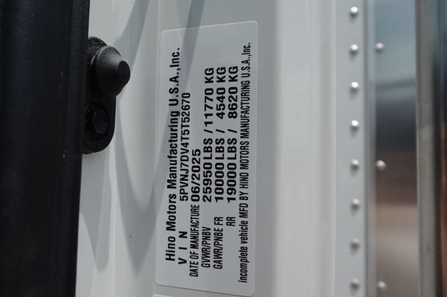 2026 HINO L6 (26ft Box w/ Lift Gate) - 23047969 - 74