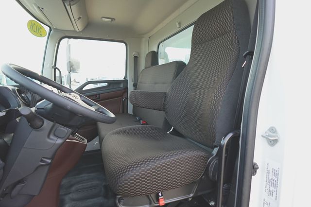 2026 HINO L6 (26ft Reefer Truck w/ ICC Bumper) - 23004623 - 25