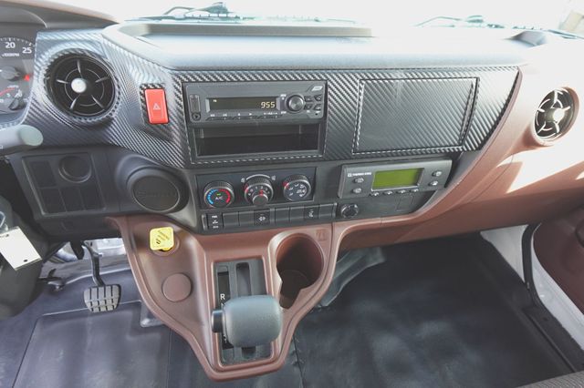 2026 HINO L6 (26ft Reefer Truck w/ ICC Bumper) - 23004623 - 33