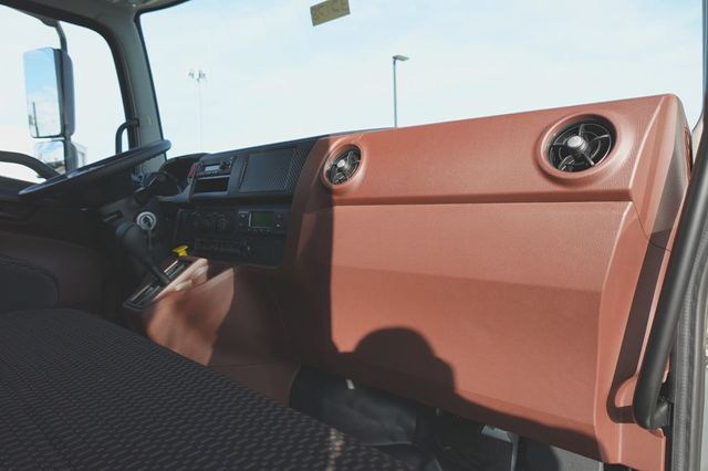 2026 HINO L6 (26ft Reefer Truck w/ ICC Bumper) - 23004623 - 40