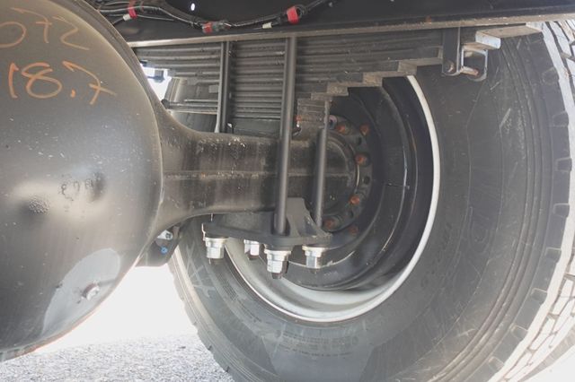 2026 HINO L6 (26ft Reefer Truck w/ ICC Bumper) - 23004641 - 18