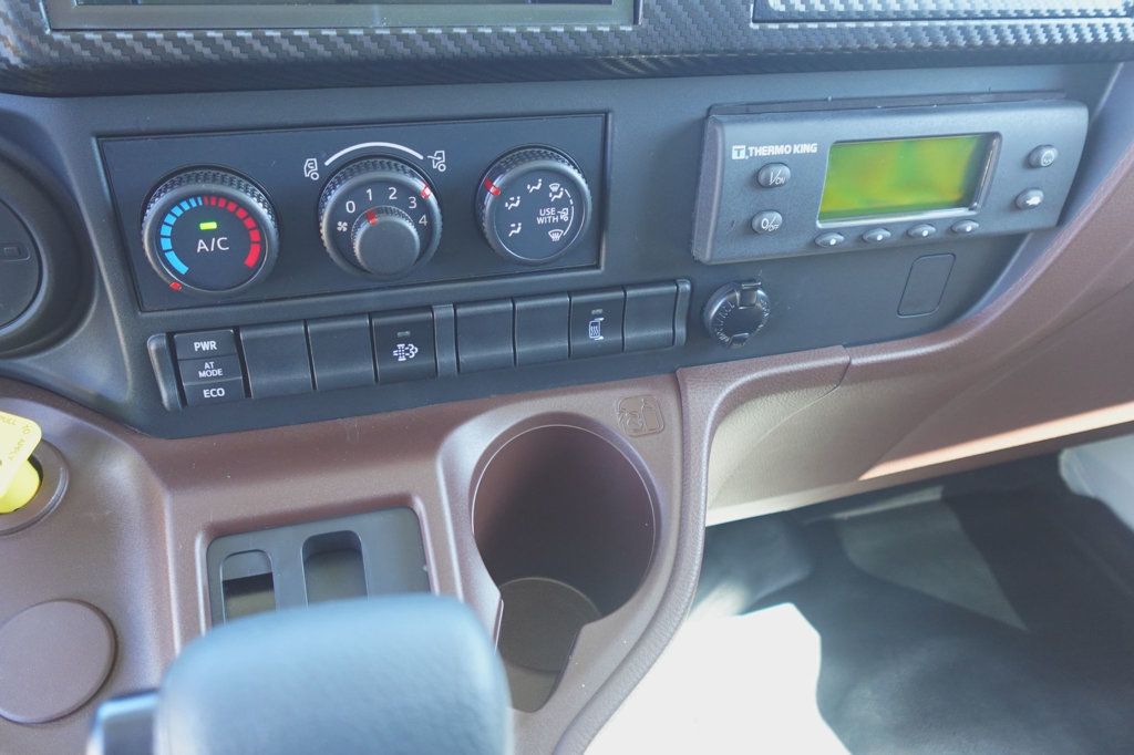 2026 HINO L6 (26ft Reefer Truck w/ ICC Bumper) - 23004641 - 36