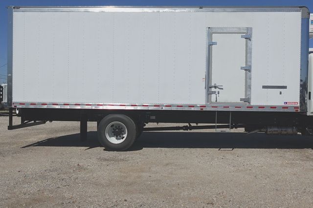 2026 HINO L6 (26ft Reefer Truck w/ ICC Bumper) - 23004641 - 7
