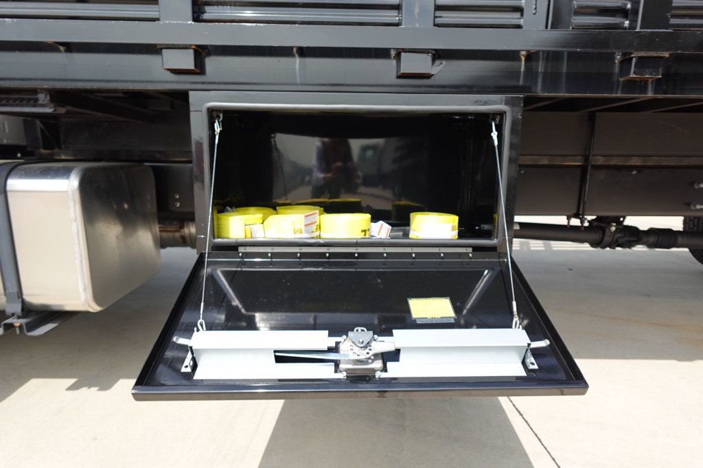 2026 HINO L6 (26ft Stake bed w/ ICC Bumper) - 22901192 - 41