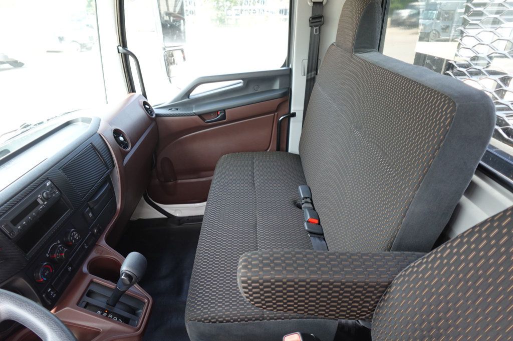 2026 HINO L6 (26ft Stake bed w/ ICC Bumper) - 22901192 - 55