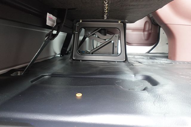 2026 HINO L6 (26ft Stakebed w/ ICC Bumper) - 22971795 - 53