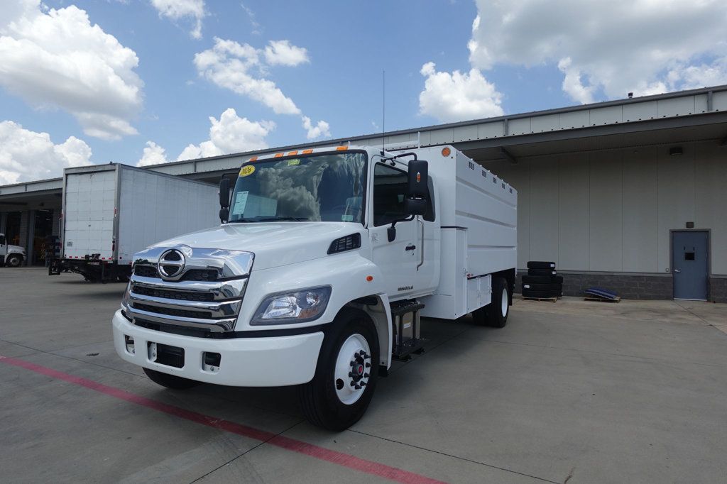 2026 HINO L6 Extended Cab (16ft Chipper Truck) - 22902702 - 2