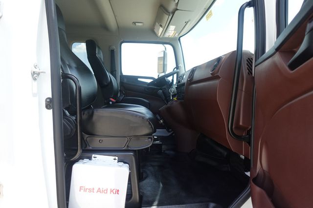 2026 HINO L6 Extended Cab (16ft Chipper Truck) - 22902702 - 77