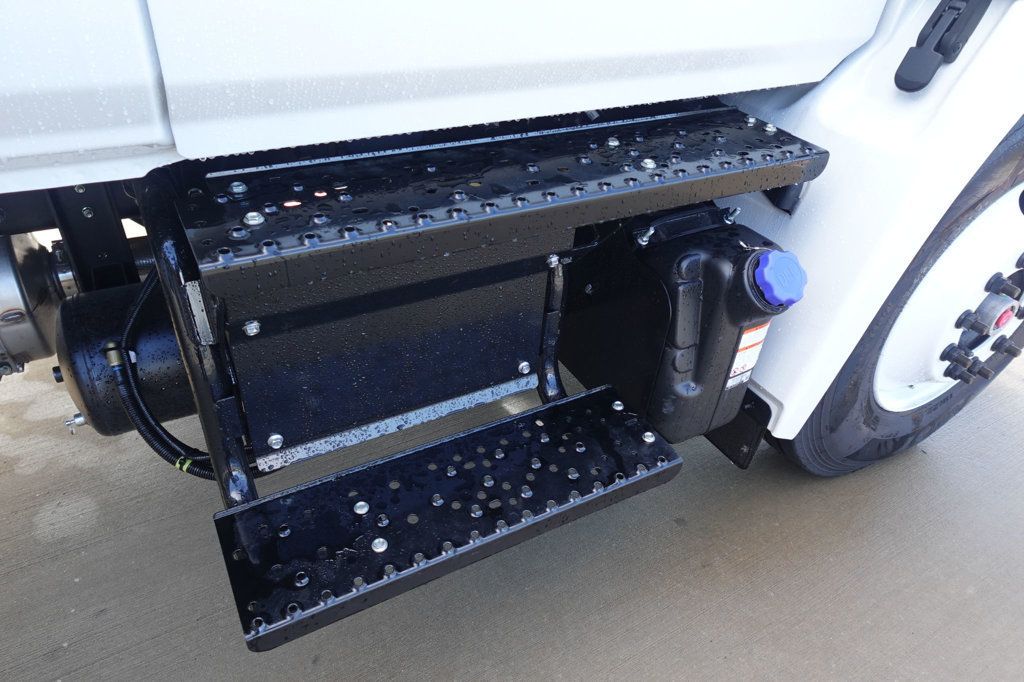 2026 HINO L6 Extended Cab (16ft Chipper Truck) - 22920067 - 9