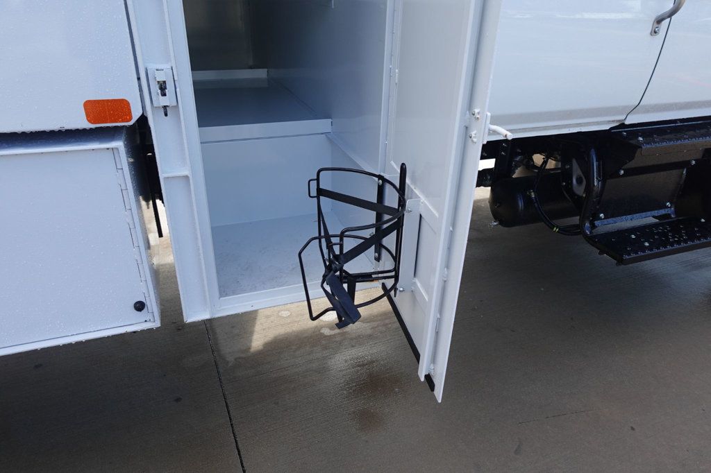 2026 HINO L6 Extended Cab (16ft Chipper Truck) - 22920067 - 11