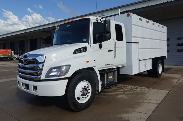 2026 HINO L6 Extended Cab (16ft Chipper Truck) - 22920067 - 2
