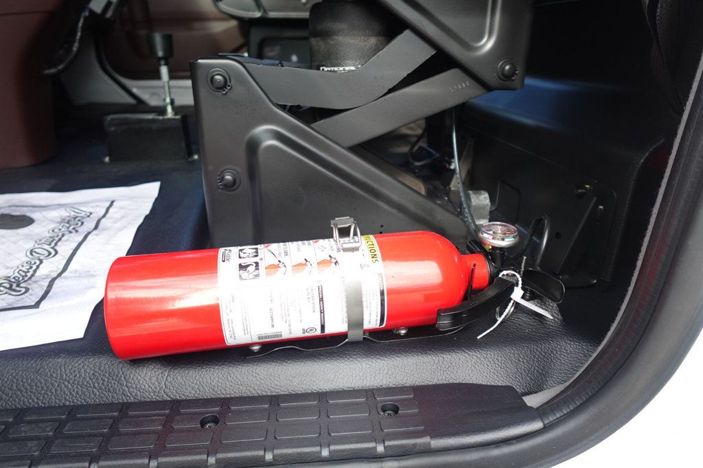 2026 HINO L6 Extended Cab (16ft Chipper Truck) - 22920067 - 41