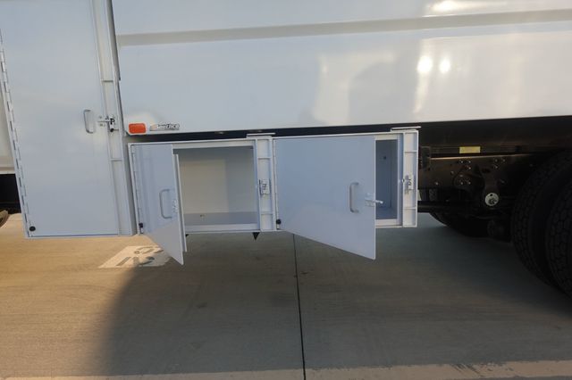 2026 HINO L6 Extended Cab (16ft Chipper Truck) - 22933256 - 33