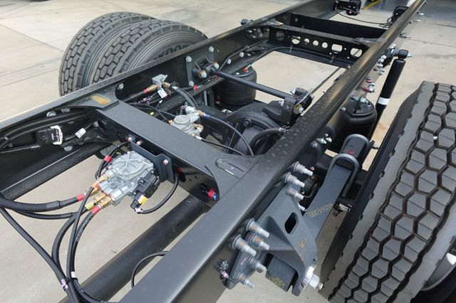 2026 HINO L6 Extended Cab (Chassis - Diesel) - 22899455 - 26