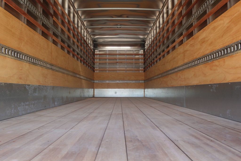 2026 HINO L6 - Extended Cab (26ft Box Truck) - 22828729 - 16