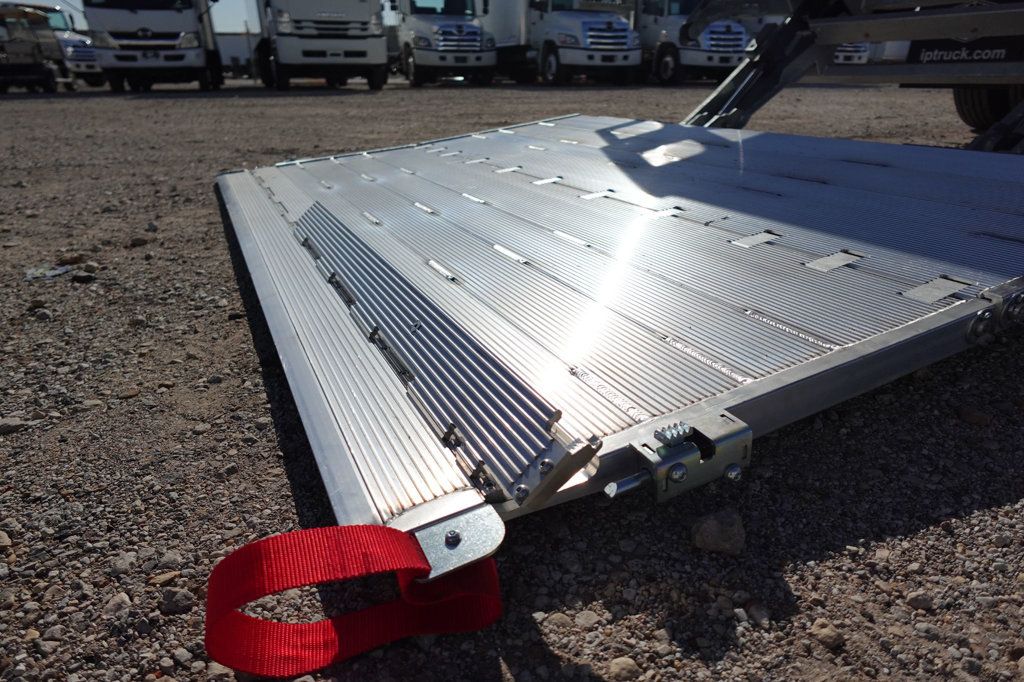 2026 HINO L6 - Extended Cab (26ft Box with Lift Gate) - 22828729 - 26