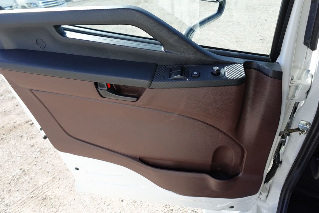 2026 HINO L6 - Extended Cab (26ft Box with Lift Gate) - 22828729 - 43