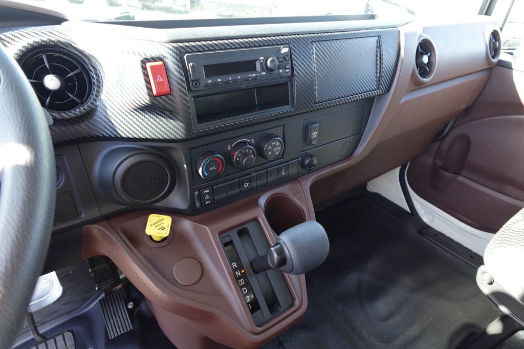 2026 HINO L6 - Extended Cab (26ft Box with Lift Gate) - 22828729 - 52