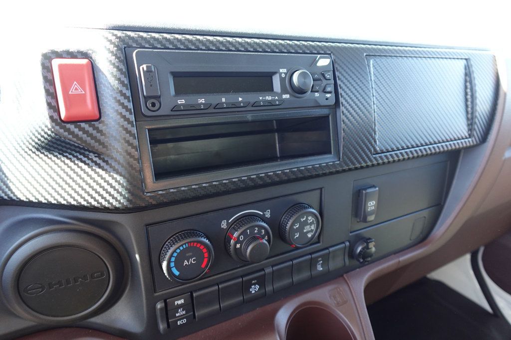 2026 HINO L6 - Extended Cab (26ft Box with Lift Gate) - 22828729 - 55