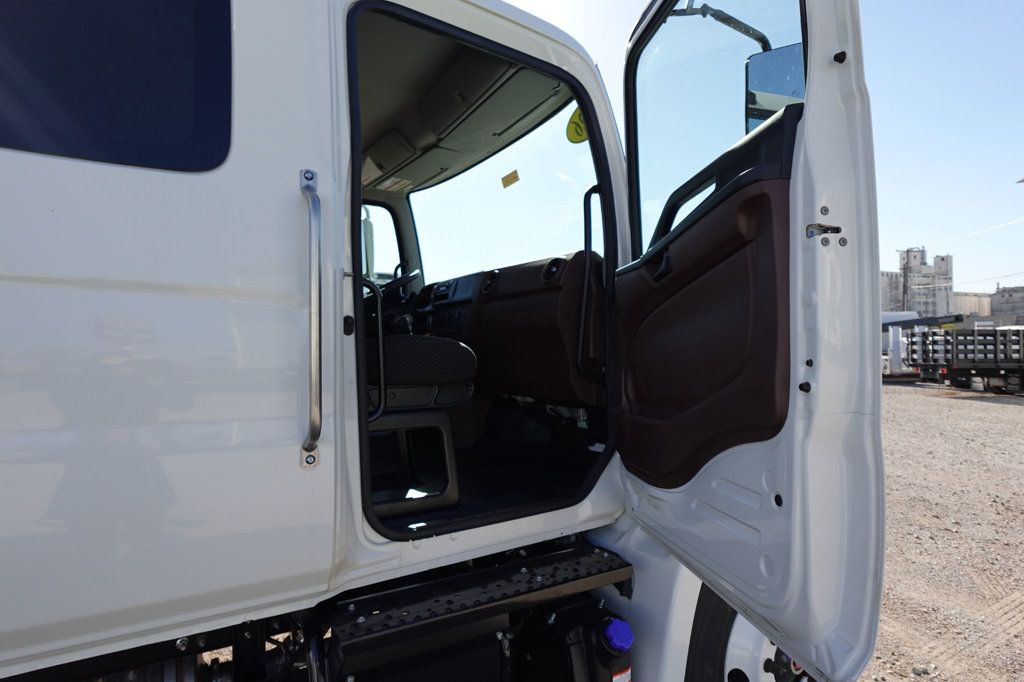 2026 HINO L6 - Extended Cab (26ft Box with Lift Gate) - 22828729 - 61