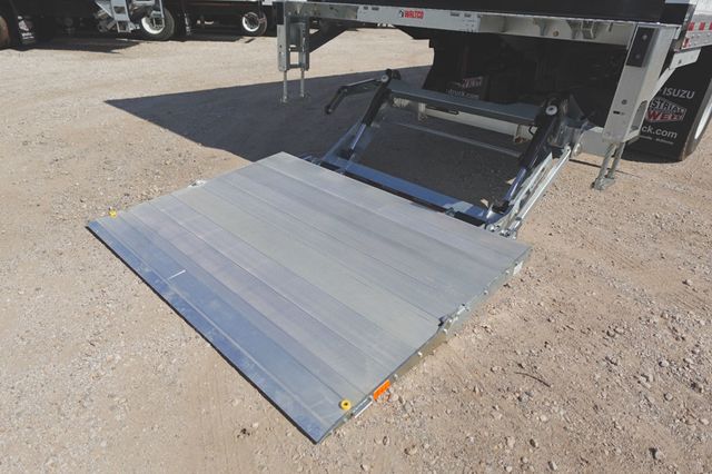 2026 HINO L6 - Extended Cab (26ft Box w/ Lift Gate) - 22940978 - 12